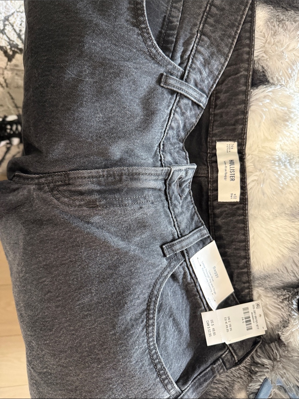 Hollister Women's Charcoal Gray High-Rise Jeans